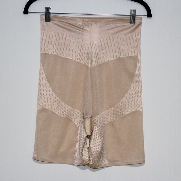 Wacoal Reshape Firm Control Shapewear Shorts XL NWT - Picture 4 of 9